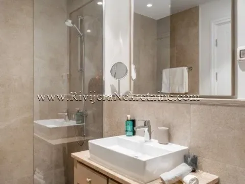 Prodaja, jednosoban stan, 71m², Tivat, Crna Gora - image 5