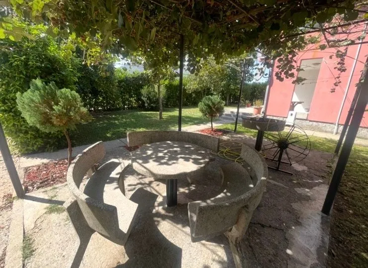 Izdavanje, kuća, 90m², Ćurilac, Danilovgrad
