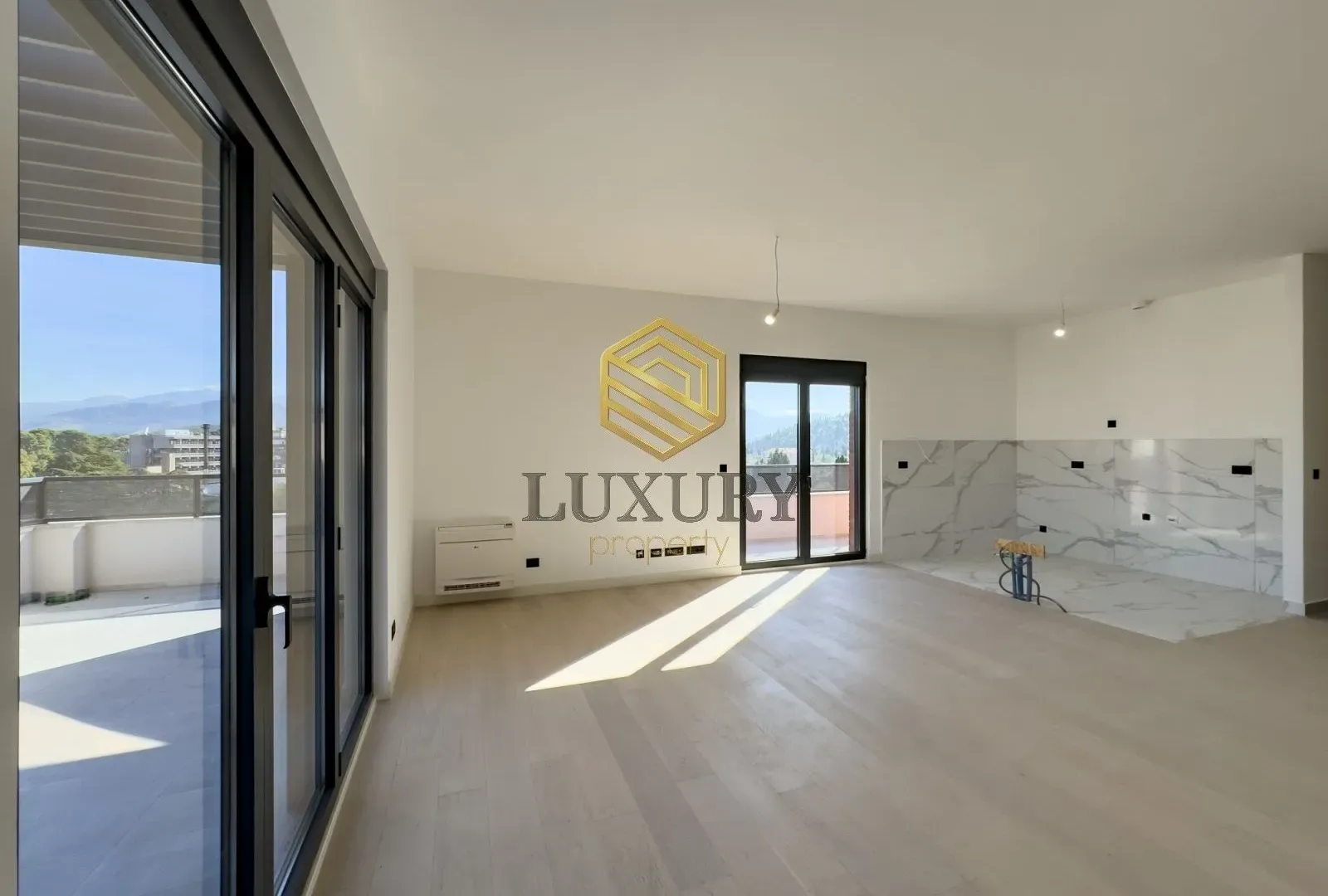 Prodaja, dvosoban stan, 125m², Preko Morače, Podgorica