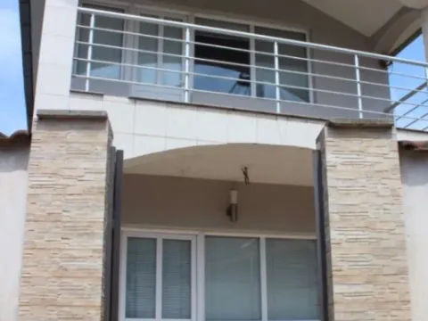 Stan-na-dan, kuća, 90m², Pod Goricom, Podgorica