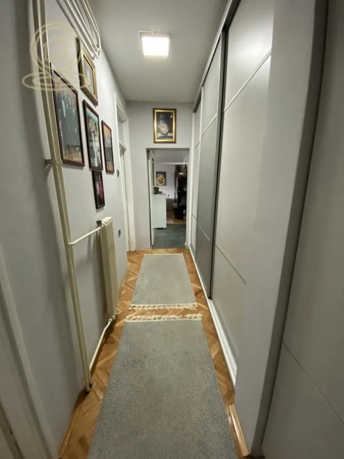 Prodaja, trosoban stan, 70m², Medijana, Niš