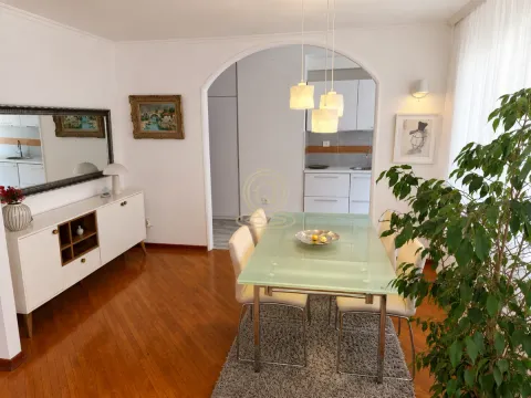 Rent, four bedroom apartment, 103m², Vračar Hram, Vračar Sve Podlokacije - image 6