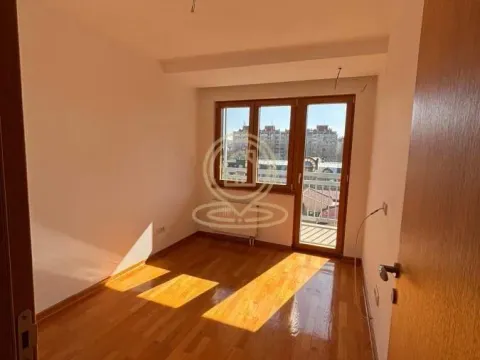 Prodaja, stan, 154m², Medijana, Niš - image 10