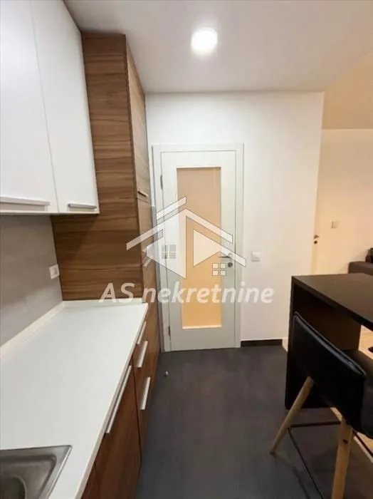 Prodaja, dvosoban stan, 55m², Novi Beograd Blok 65, Novi Beograd Sve Podlokacije