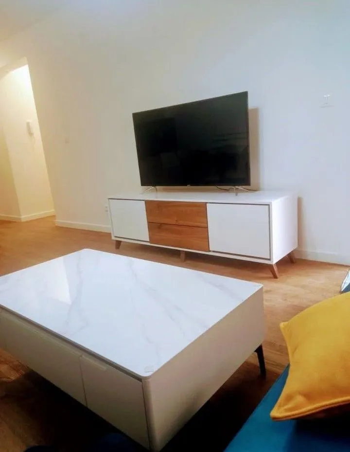 Izdavanje, jednosoban stan, 46m², Stari Aerodrom, Podgorica
