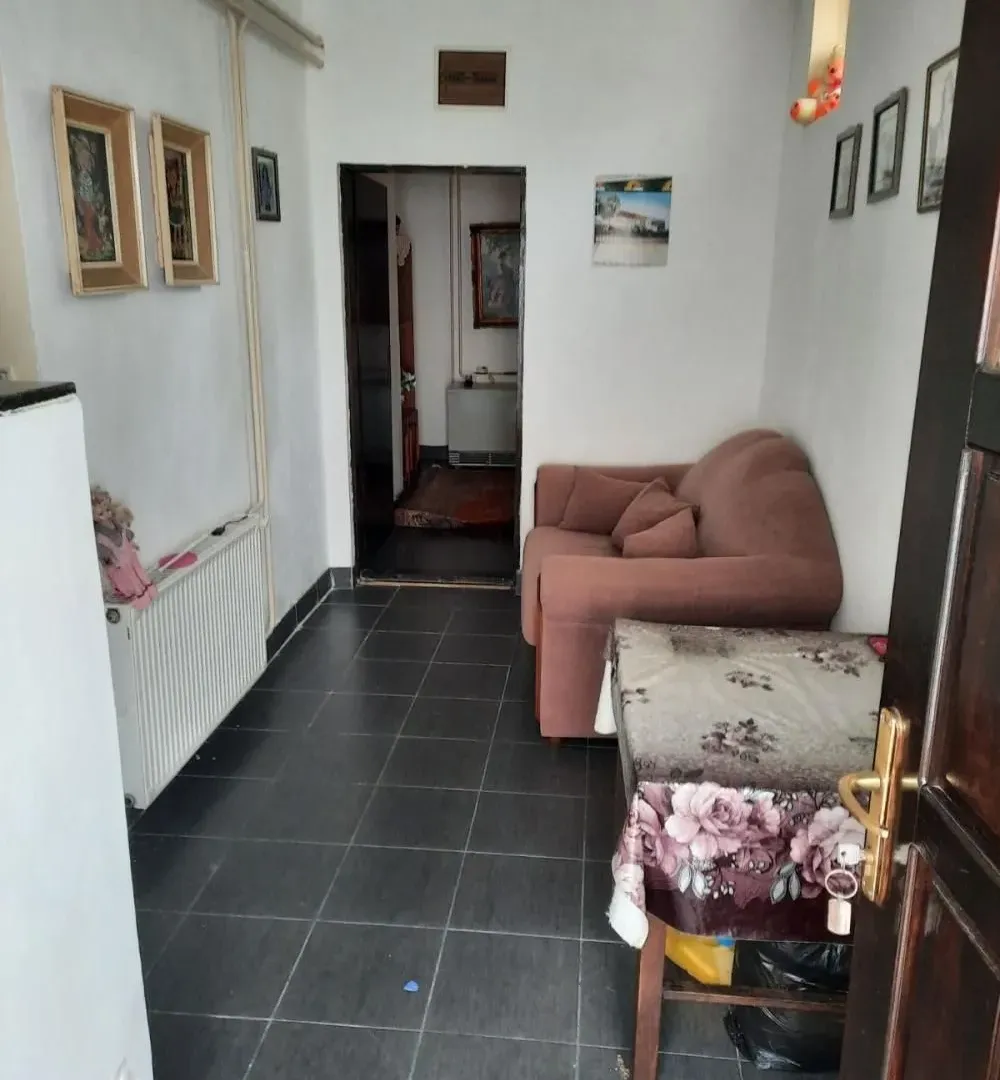 Prodaja, kuća, 246m², Zemun Sve Podlokacije, Beograd