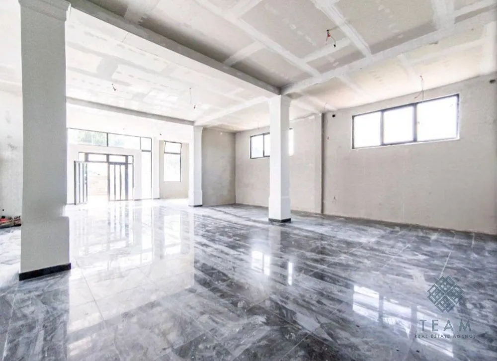 Rent, office space, 1600m², Mareza, Podgorica