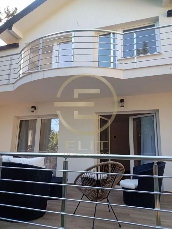 Sale, house, 220m², Alibegovac, Petrovaradin