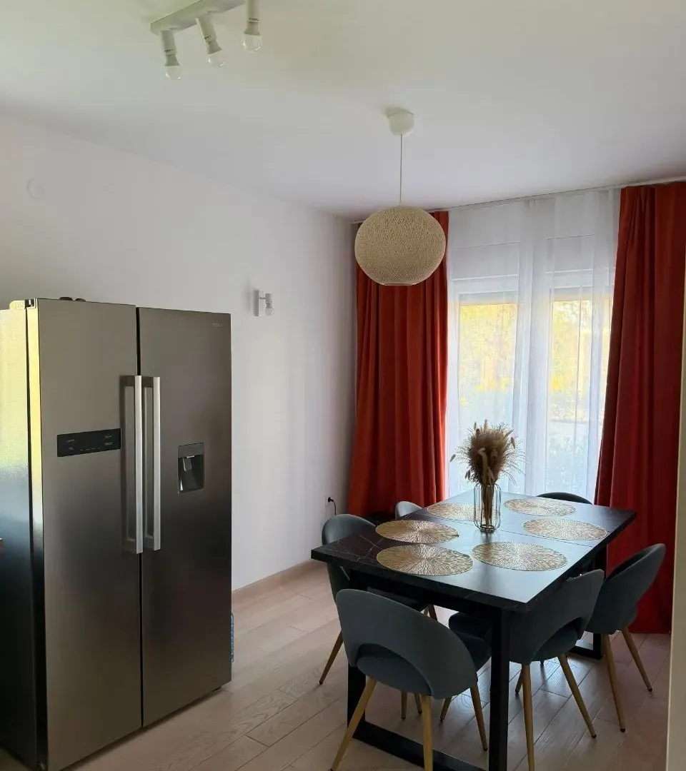 Prodaja, trosoban stan, 76m², Igalo, Herceg Novi
