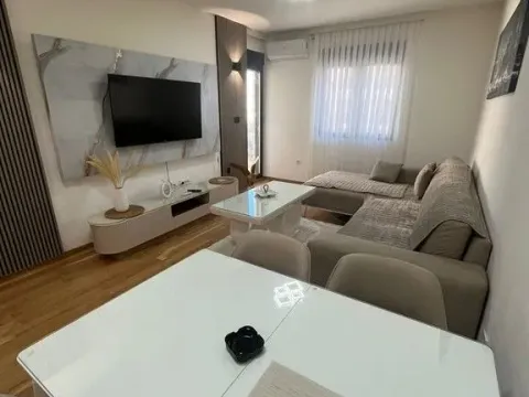 Rent, one bedroom apartment, 47m², New City, Podgorica - image 7