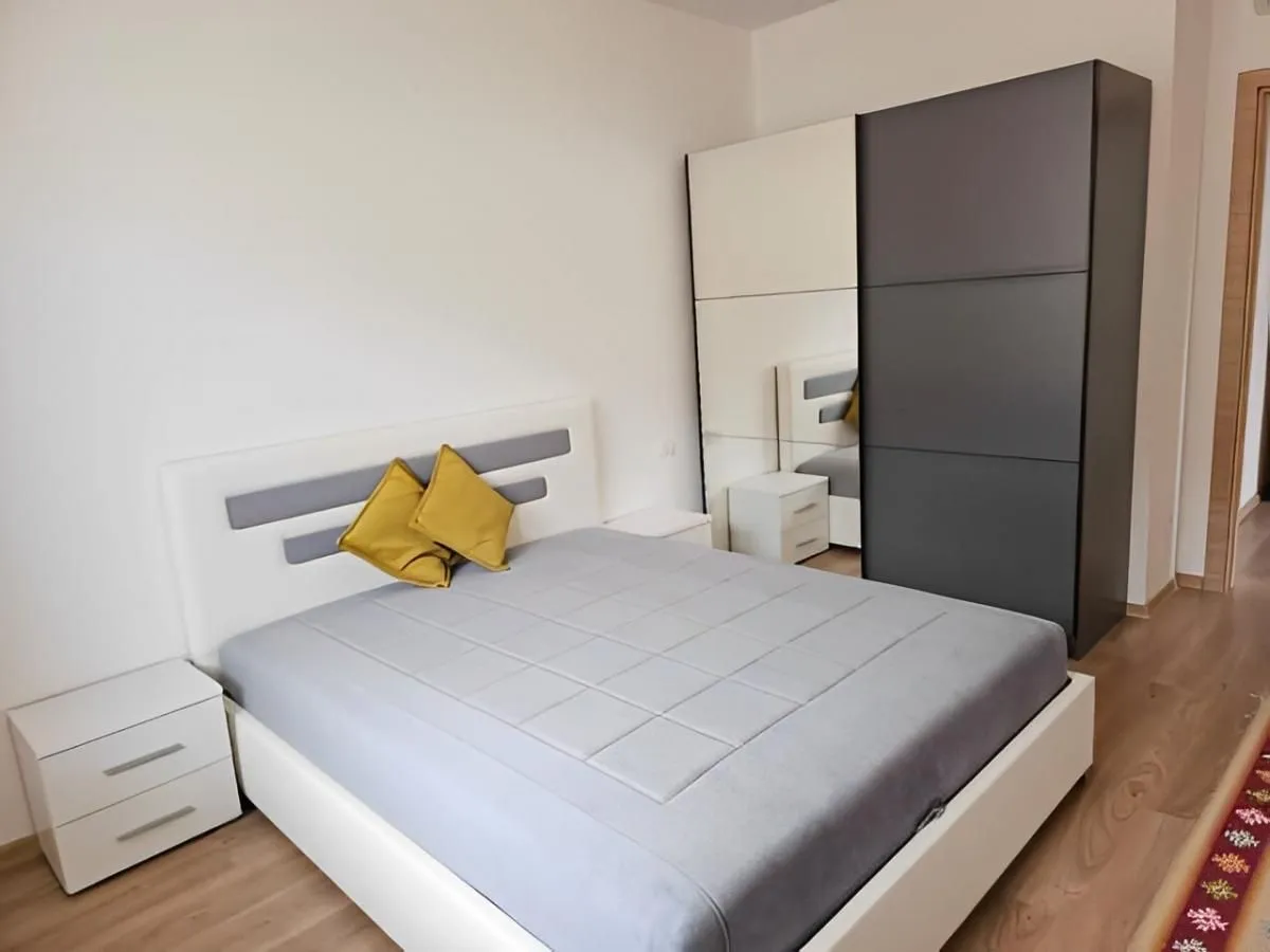 Sale, two bedroom apartment, 71m², Bečići, Budva