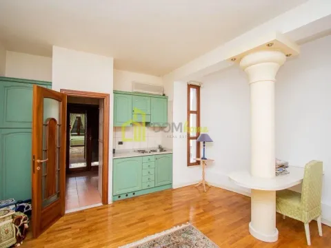 Sale, house, 750m², Pod Goricom, Podgorica - image 18