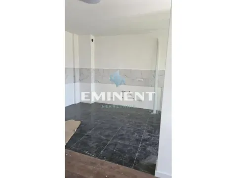 Prodaja, dvosoban stan, 80m², Autokomanda, Voždovac Sve Podlokacije - image 3