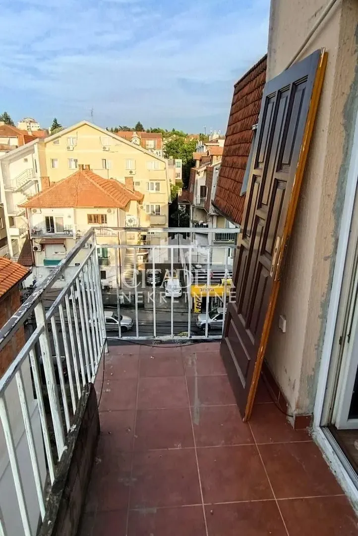 Sale, one bedroom apartment, 35m², Bele Vode, Beograd