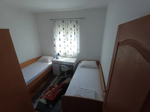 Izdavanje, trosoban stan, 95m², Zelenika, Herceg Novi - image 15