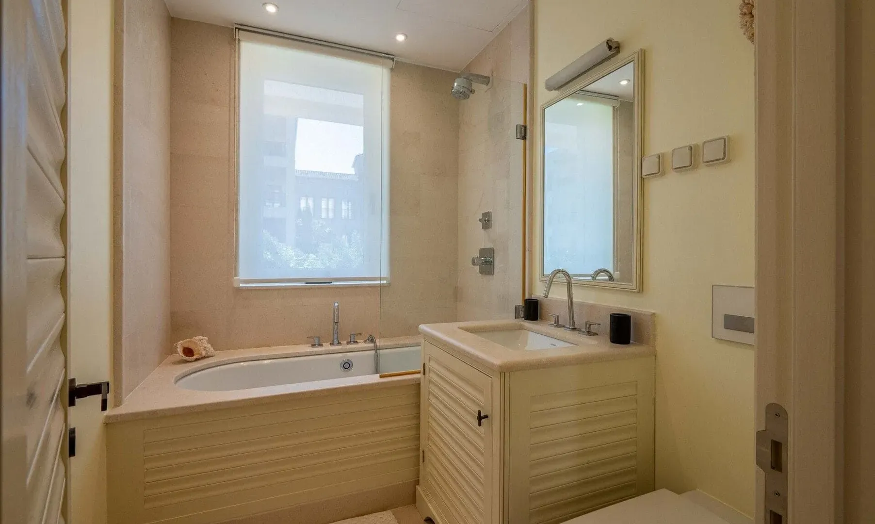 Prodaja, dvosoban stan, 121m², Porto Montenegro, Tivat