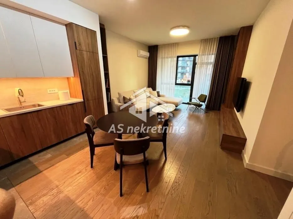 Rent, three bedroom apartment, 79m², Savski Venac, Beograd
