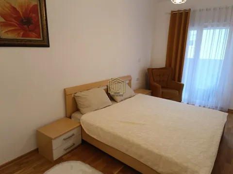 Izdavanje, dvosoban stan, 76m², Tuški Put, Podgorica - image 5