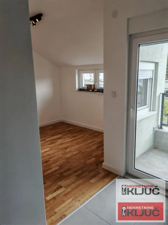 Prodaja, jednosoban stan, 36m², Grbavica, Novi Sad Sve Podlokacije