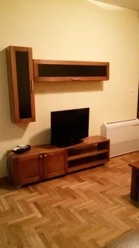 Rent, one bedroom apartment, 45m², Pobrežje, Podgorica - image 4