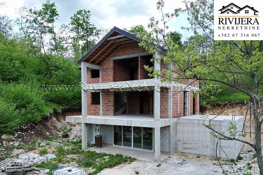Prodaja, kuća, 200m², Risan, Kotor