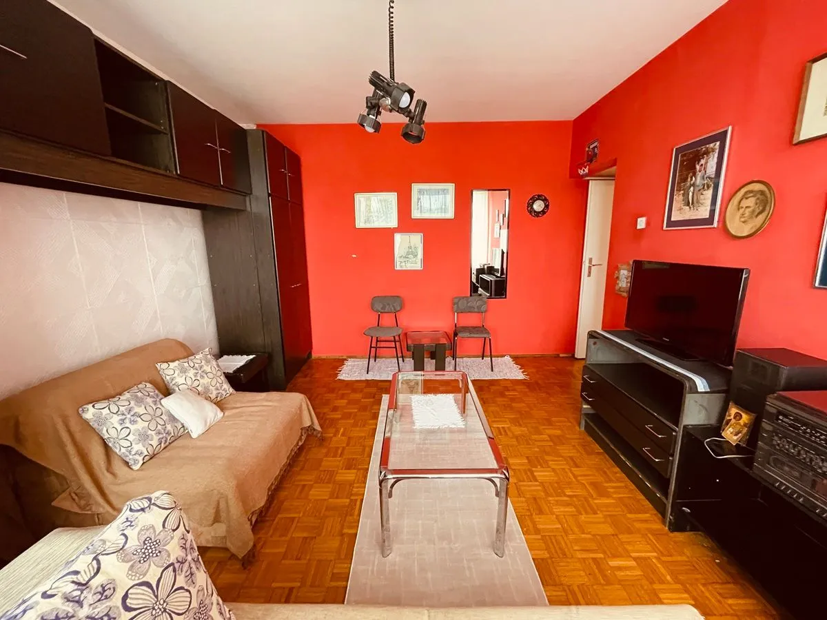 Izdavanje, dvosoban stan, 67m², Voždovac Sve Podlokacije, Beograd