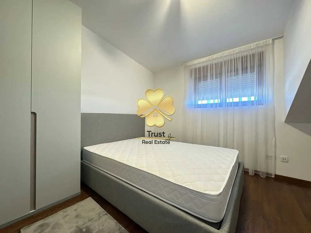 Rent, four bedroom apartment, 130m², Master Kvart, Podgorica