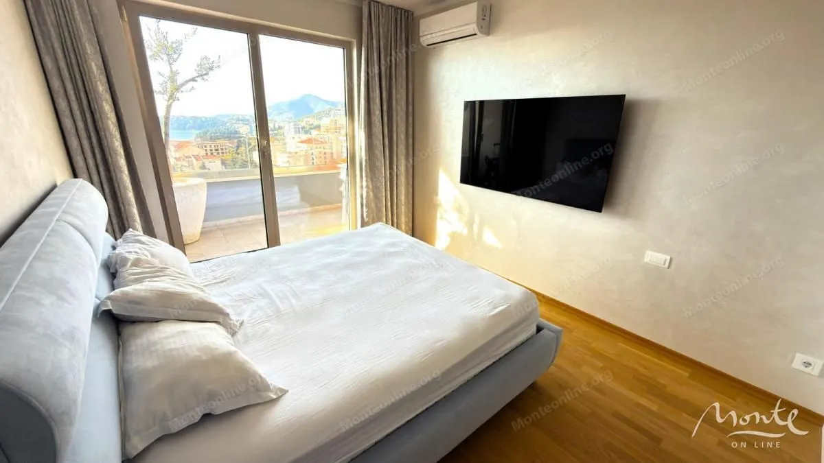 Sale, three bedroom apartment, 104m², Bečići, Budva
