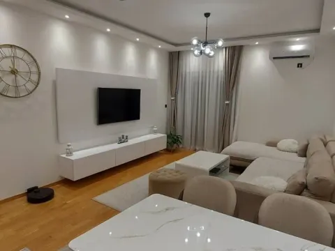 Rent, three bedroom apartment, 68m², Stari Aerodrom, Podgorica - image 4