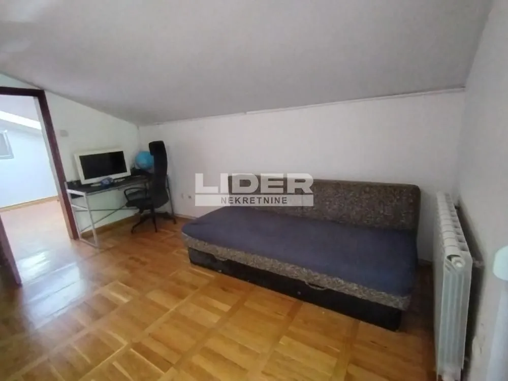 Sale, house, 84m², Uciteljsko Naselje, Zvezdara Sve Podlokacije