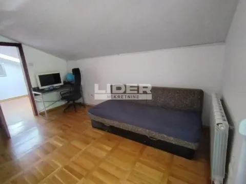 Prodaja, kuća, 84m², Uciteljsko Naselje, Zvezdara Sve Podlokacije - image 4