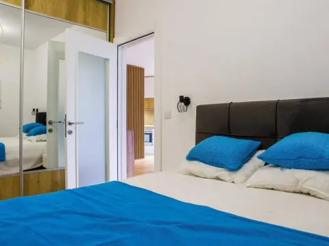 Izdavanje, dvosoban stan, 54m², Južni Bulevar, Vračar Sve Podlokacije - image 6