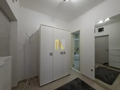 Izdavanje, dvosoban stan, 49m², Centar, Novi Sad - image 11