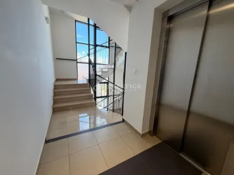 Rent, one bedroom apartment, 50m², Master Kvart, Podgorica - image 13