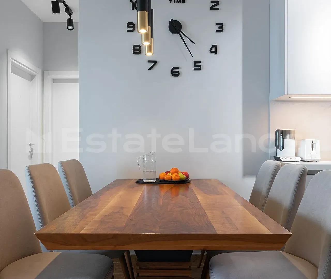Sale, two bedroom apartment, 81m², Bečići, Budva