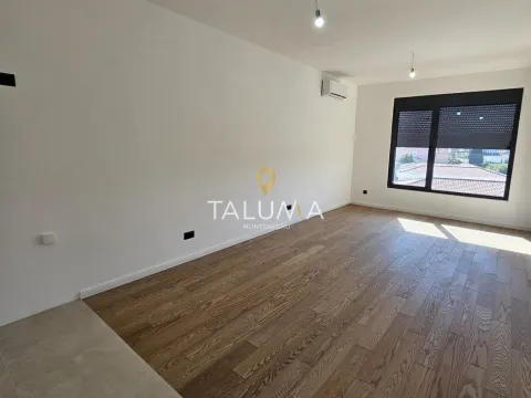 Prodaja, jednosoban stan, 47m², Donja Gorica, Podgorica - image 2