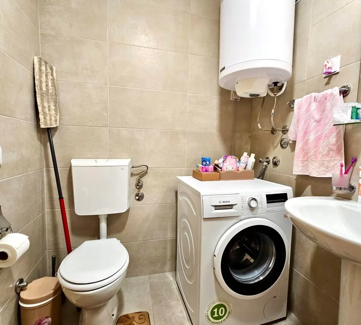 Prodaja, trosoban stan, 95m², Stari Aerodrom, Podgorica