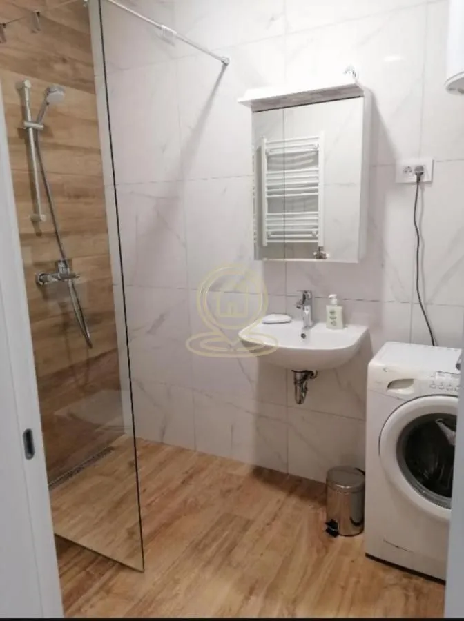 Izdavanje, dvosoban stan, 43m², Petrovaradin, Novi Sad