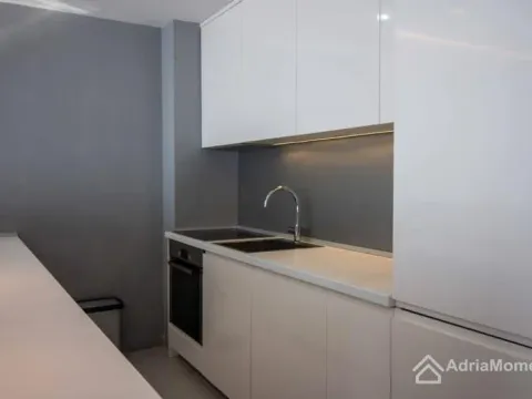 Sale, house, 331m², Centar, Budva - image 5