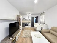 Izdavanje, jednosoban stan, 50m², Centar, Tivat - image 1