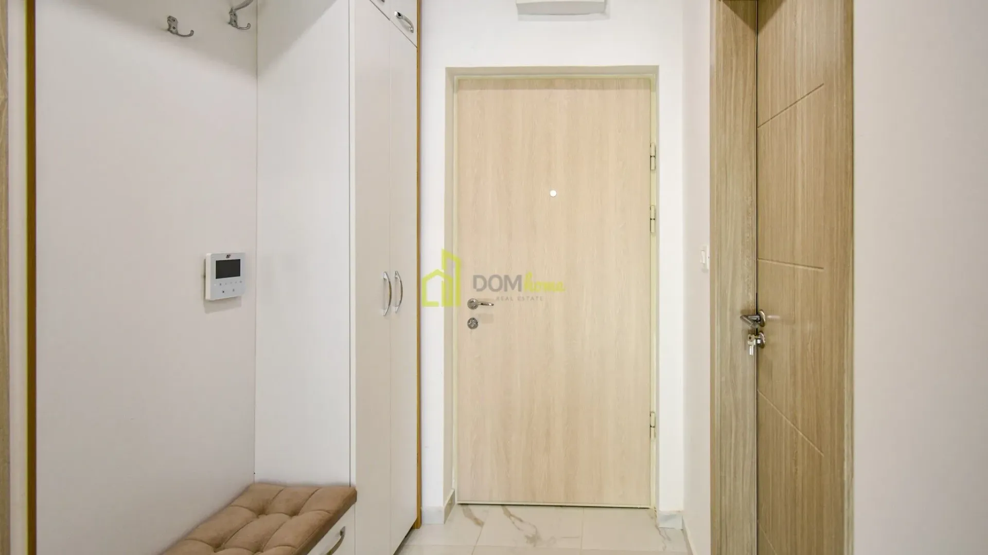 Rent, one bedroom apartment, 43m², Pobrežje, Podgorica