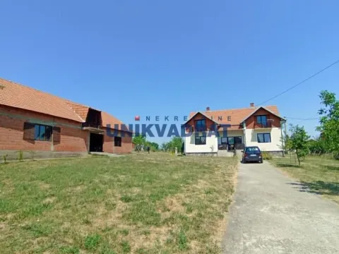Prodaja, kuća, 280m², Centar, Topola - image 3
