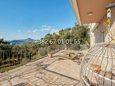 Sale, house, 207m², Crvena Glavica, Budva