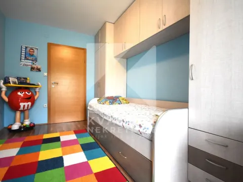 Sale, house, 220m², Donji Kokoti, Podgorica - image 11