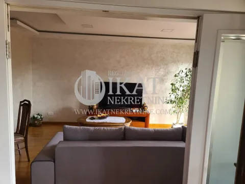 Sale, four bedroom apartment, 102m², Kalenić Pijaca, Vračar Sve Podlokacije