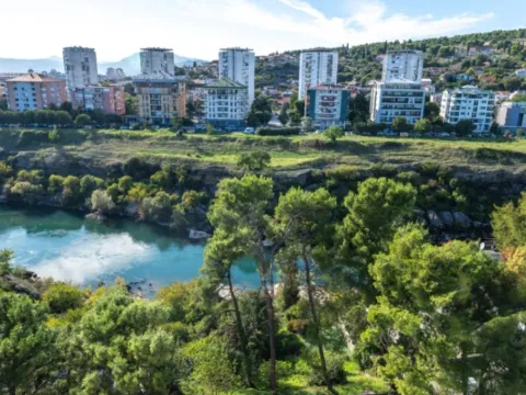 Izdavanje, jednosoban stan, 47m², Centar, Podgorica - image 4