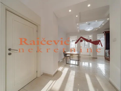 Rent, three bedroom apartment, 102m², Cvetni Trg, Vračar Sve Podlokacije - image 14