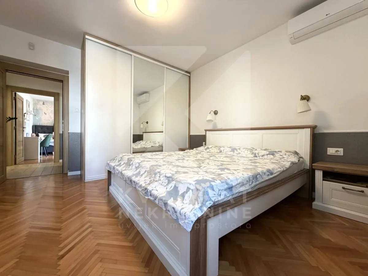 Prodaja, dvosoban stan, 75m², Stara Varoš, Podgorica