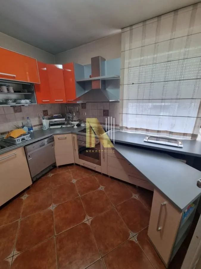 Sale, house, 500m², Telep, Novi Sad Sve Podlokacije