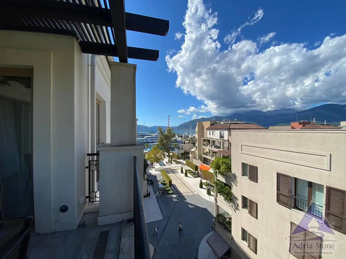 Prodaja, jednosoban stan, 76m², Porto Montenegro, Tivat